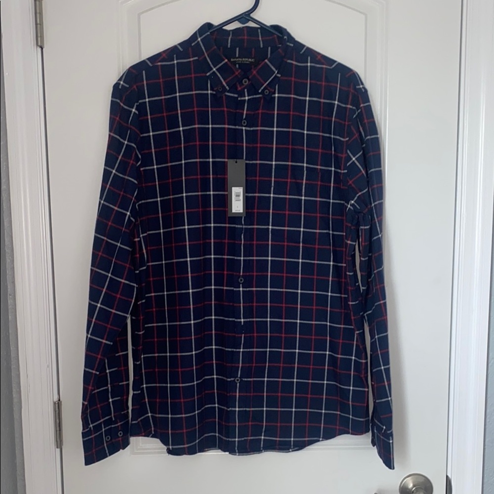 Banana Republic Luxe Flannel Button Down Men's Navy and Red Checkered Shirt NWT